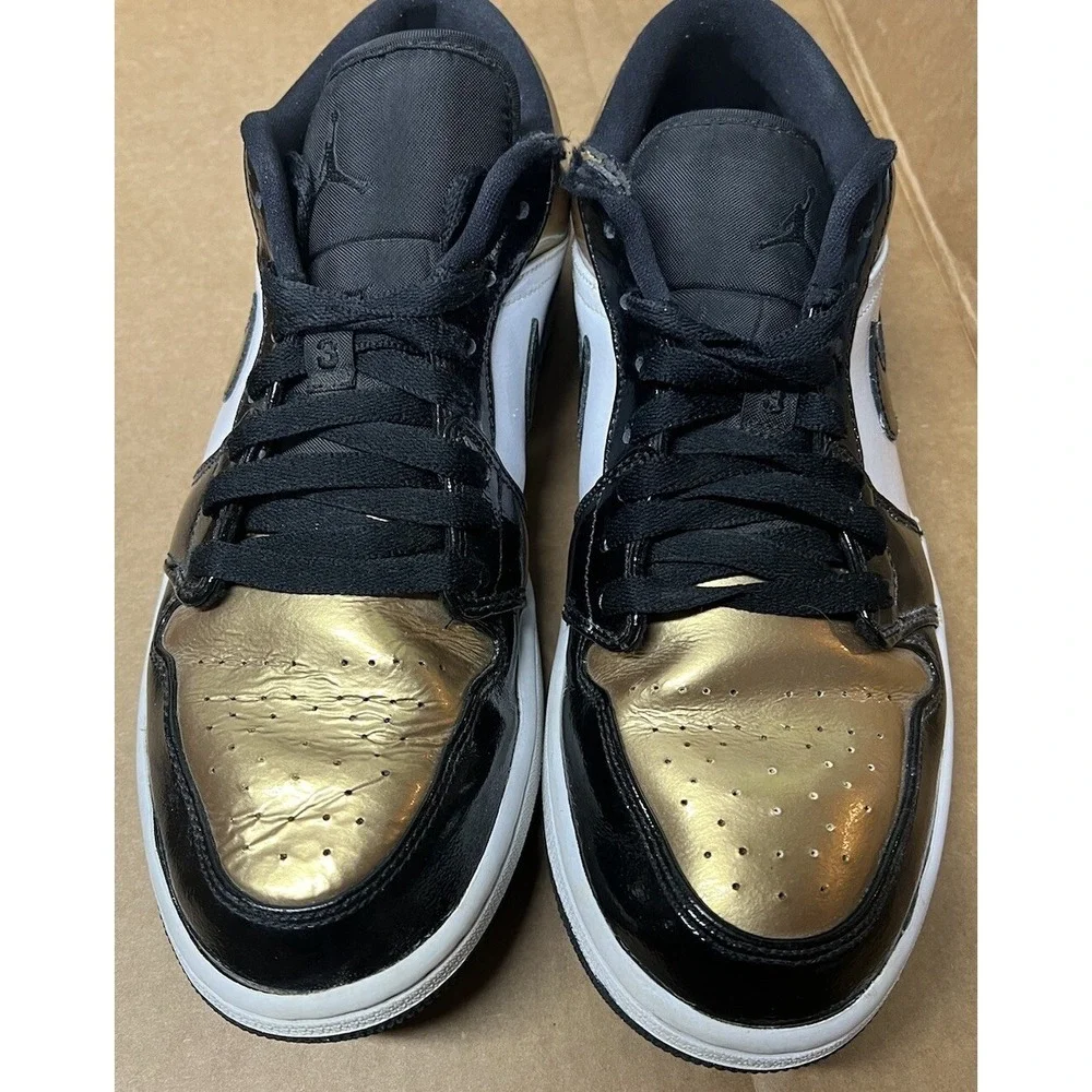Air Jordan 1 Low Gold Toe Shoes Size 9.5‎ CQ9447-700